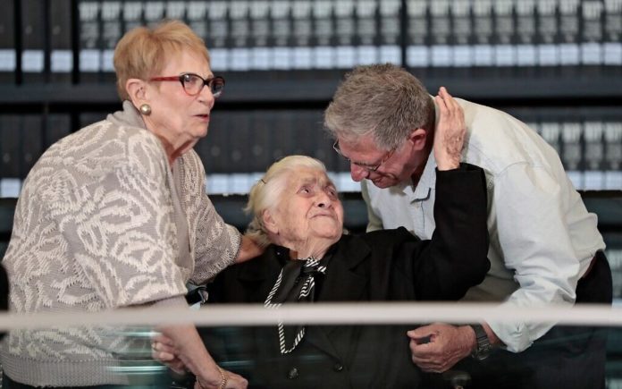 ISRAEL-GREECE-HISTORY-HOLOCAUST