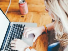 The Best Time to Pin on Pinterest best time to pin on Pinterest how to know