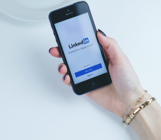 How to Use Linkedin to Promote Your Business Tips on how to promote your business through Linkedin company pages, groups & advertising platform