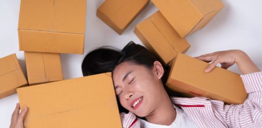 How to Start a Subscription Box Service: 10 Steps to Success How to start a successful subscription box service.