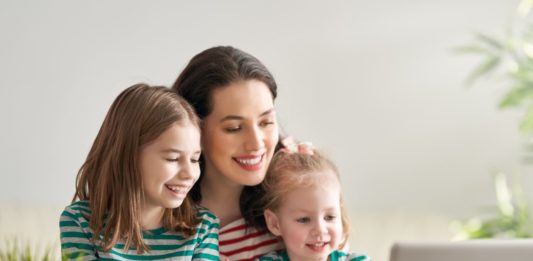 7 Inspiring Stories for Stay at Home Mom Entrepreneurs Success stories from stay at home mother entrepreneurs and how you can achieve that kind of success