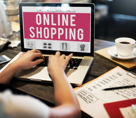 The Best Dropshipping Website Builder Solution The best dropshipping website builder is brand new eCommerce Plan by 3DCart that is specifically made for Dropshippers