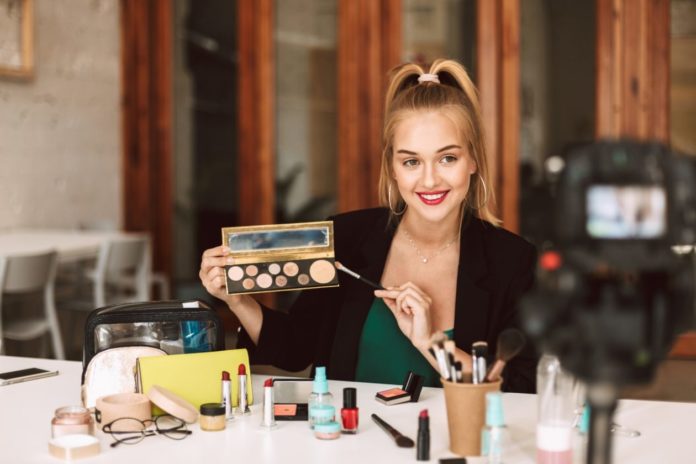 Thinking about starting a beauty blog? Here are ideas for your niche