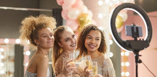 Top 50 Best Selfie Ring Light with Cell Phone Holder Options Great ring lights for social media influencers, vloggers, youtube creators, etc.