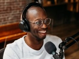 Top 25 Best Headphones for Podcasting 2022 25 best headphones for podcasting available online