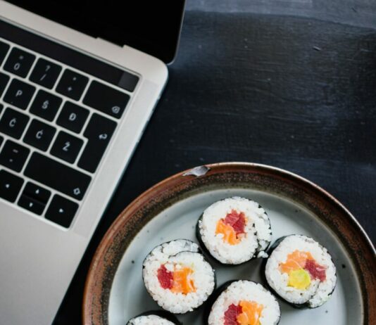 Top 20 Best Sushi WordPress Theme Best WordPress themes for sushi restaurants, Asian cafes, sushi bars