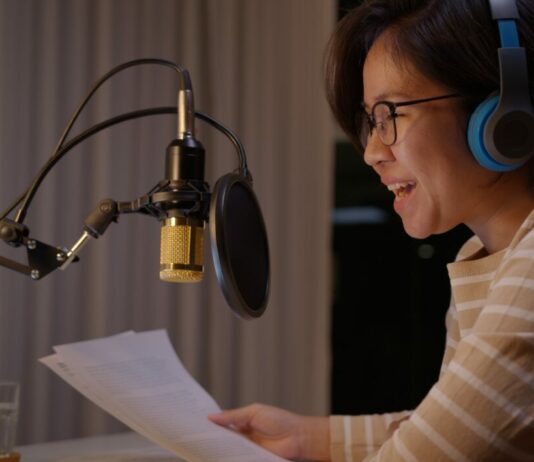 How to Start a Ghost Story Podcast How to start your own ghost story podcast