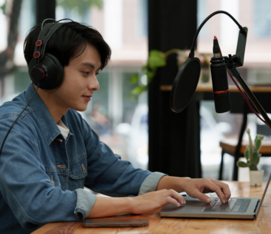 How to Record Podcast with Remote Guest How to record a podcast with a remote guest