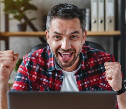 How to Translate YouTube Videos to Over 100 Languages Use AI Video Translator: Translate Any Video and Stream it to the World