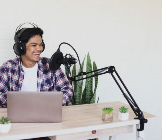 How to Start a Comedy Podcast How to start your very own comedy podcast