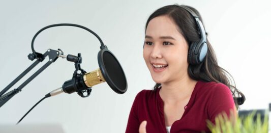 How to Start a Decluttering Podcast How to start a decluttering podcast