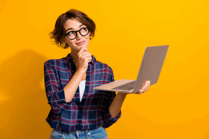 Advantages and disadvantages of creating a website using Canva