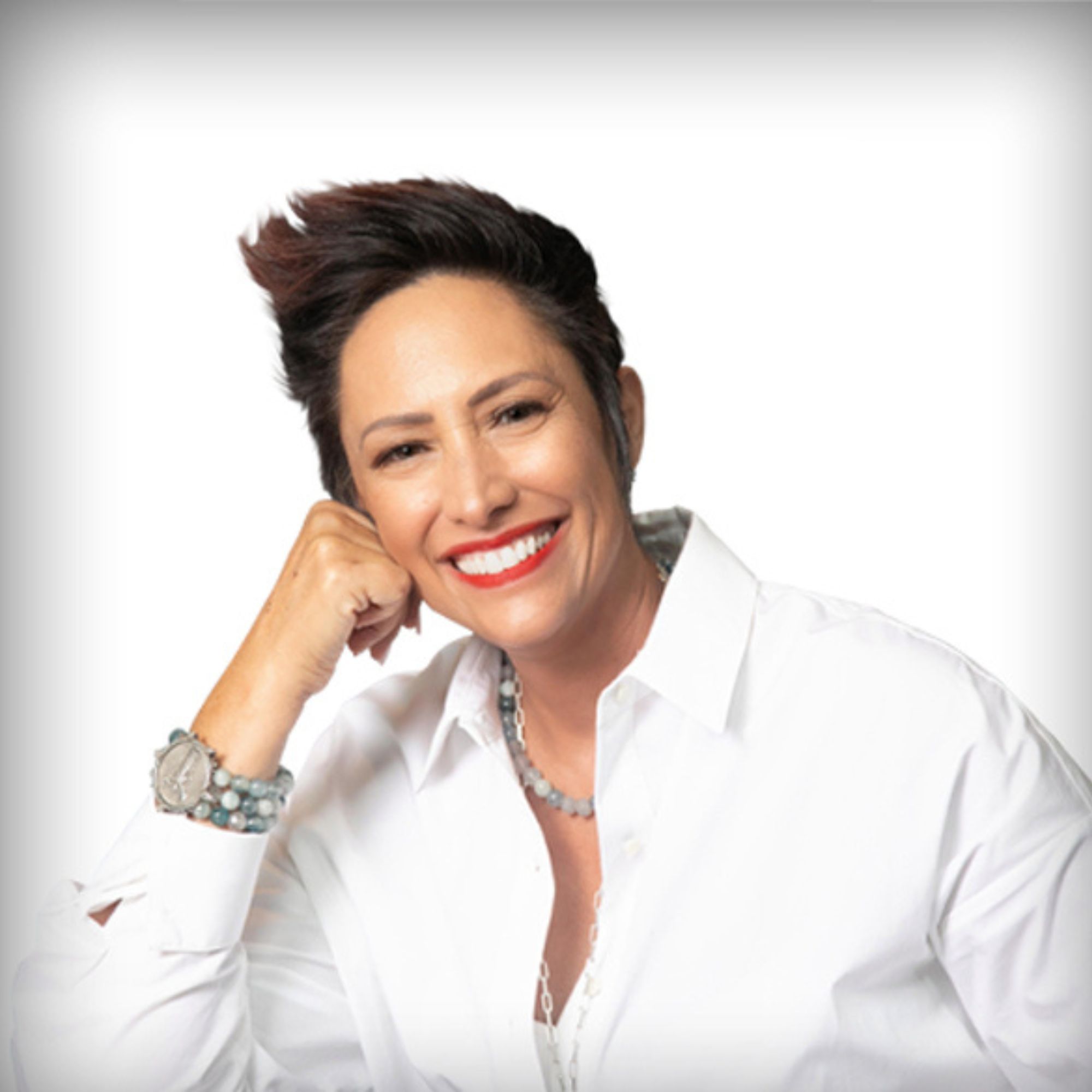 Gina Vincent Host of Exquisitely Aligned