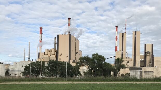 The Verso paper mill is among the largest employers in Wisconsin Rapids. The Ohio-based company announced June 9, 2020 that it would idle mills in Wisconsin Rapids and Duluth, Minnesota, laying off 1,000 workers. (Courtesy: Rob Mentzer / WPR) The Verso paper mill is among the largest employers in Wisconsin Rapids. The Ohio-based company announced June 9, 2020 that it would idle mills in Wisconsin Rapids and Duluth, Minnesota, laying off 1,000 workers. (Courtesy: Rob Mentzer / WPR)