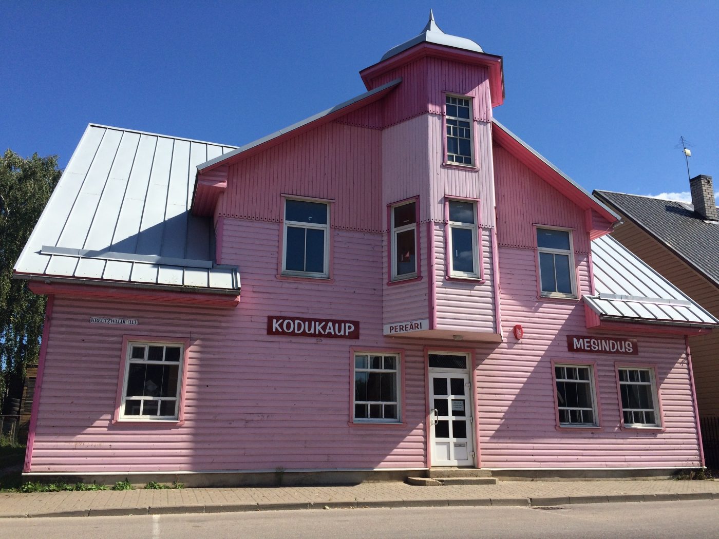 Estonia store