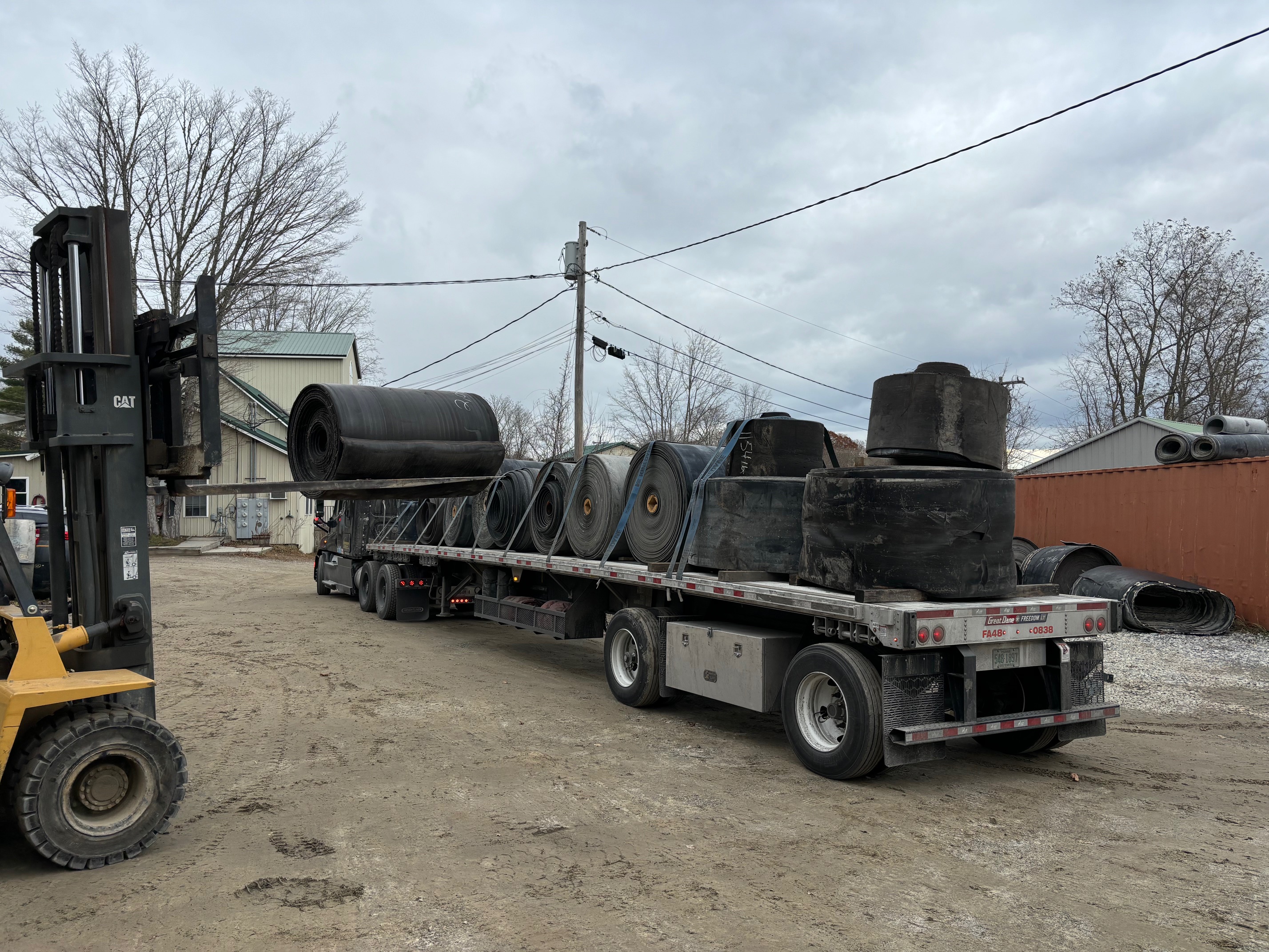 Loading used conveyor belt at MIPR Corp.