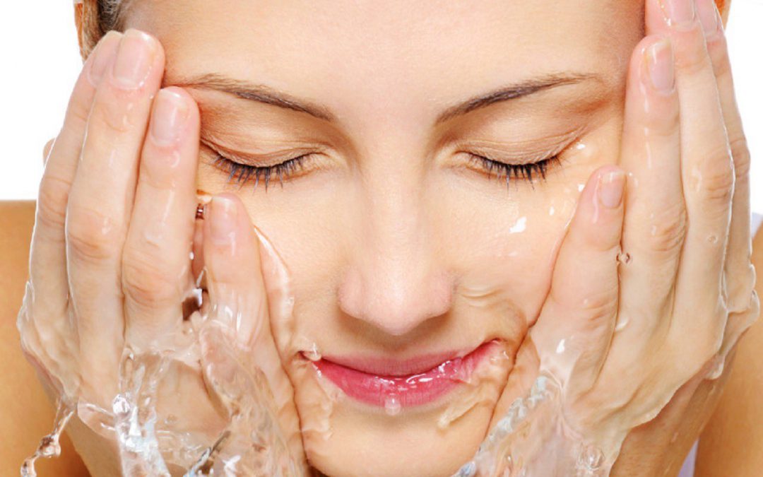 Limpieza Facial – Importancia de Evitar la Suciedad