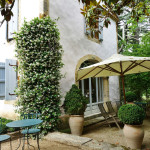 Les Pres d'Eugenie room terrace